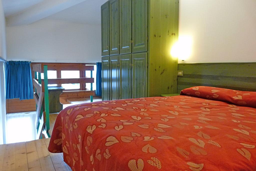 Hotel La Rosa เตโญ ภายนอก รูปภาพ